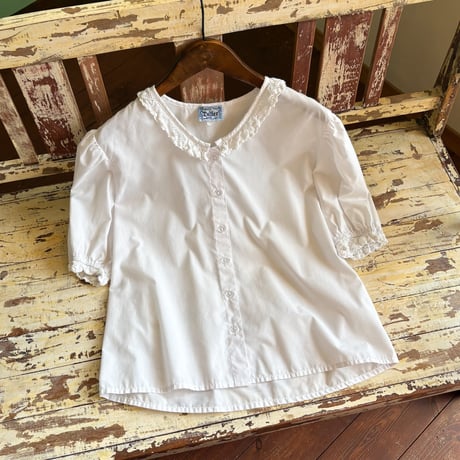 design collar s/s blouse