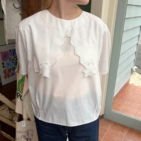 design collar s/s  blouse