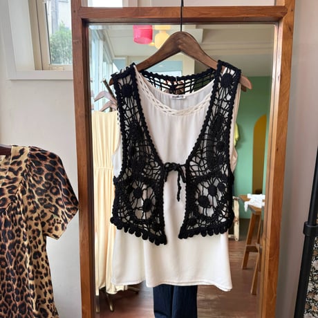 see-through silk sleeve less tops