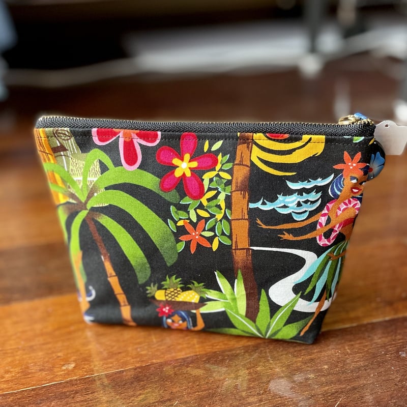 ♡スマホポーチ♡ハンドメイド アレキサンダーヘンリー