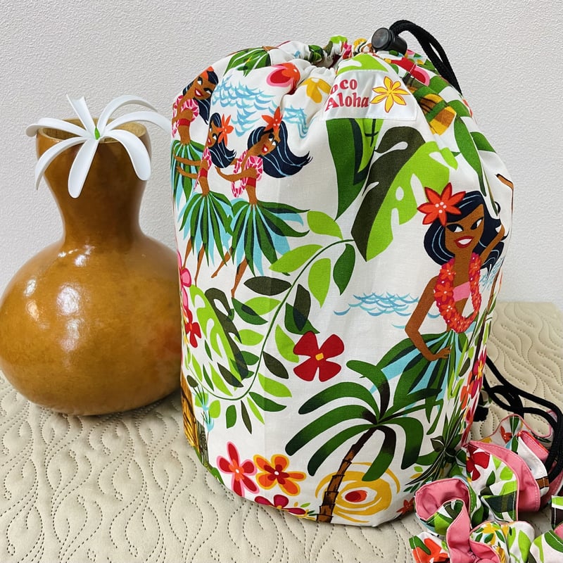 赤と青　おまとめフリルの可愛いイプケース　ハンドメイド　新品 赤と青 おまとめフリルの可愛いイプケース ハンドメイド 新品