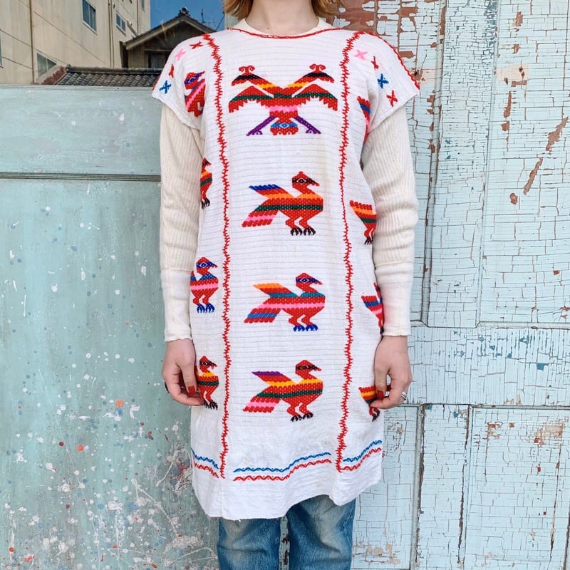 グァテマラ 民族衣装 ウィピル ポンチョ ハンドメイド 刺繍 手刺繍