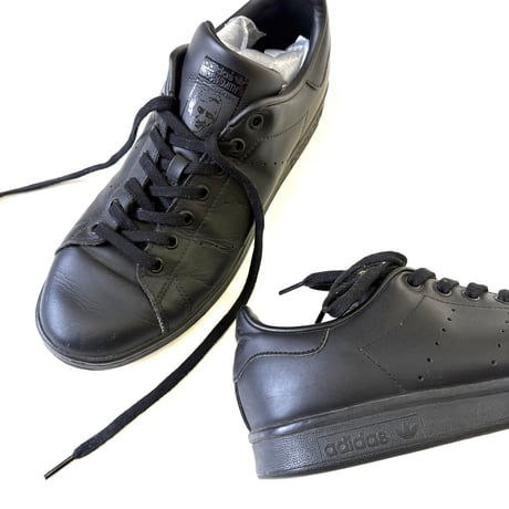 Adidas "All Black" Stan Smith US9.5
