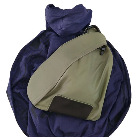 00's Banana Republic One Shoulder Bag