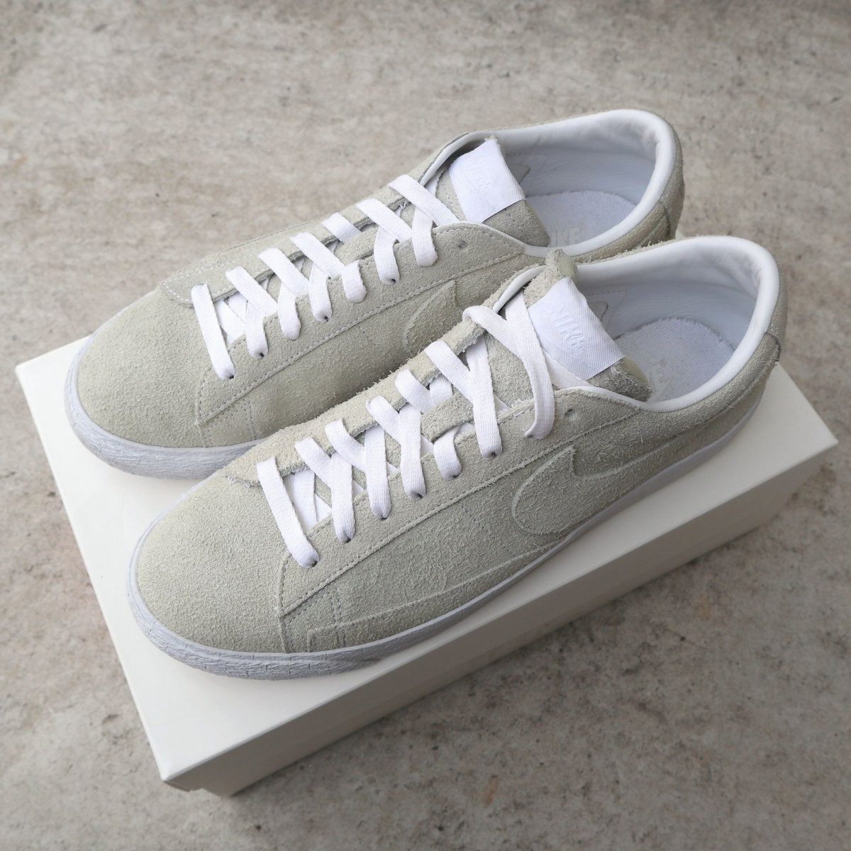 NIKE BLAZER LOW