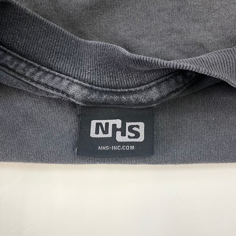 00's NHS Independent 両面 プリント ポケット Tシャツ | Daniel