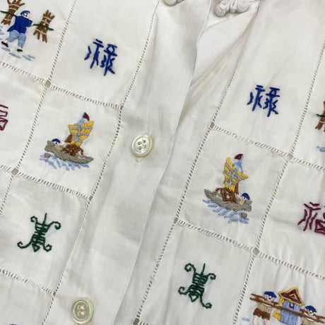 unknown "Kanji" Hand Embroidery No Sleeve Blouse