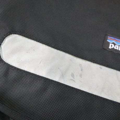 00's Patagonia Critical Mass Bag