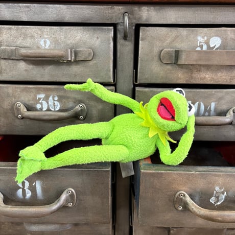 90's Kermit the Frog Plush Doll (about 30㎝) ①