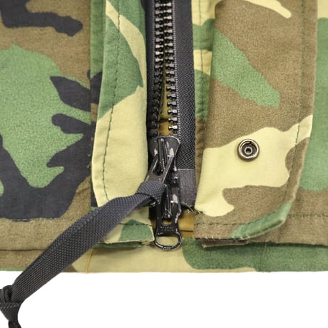 90's US ARMY ECWCS Gore Tex Jacket Woodland Camo MR