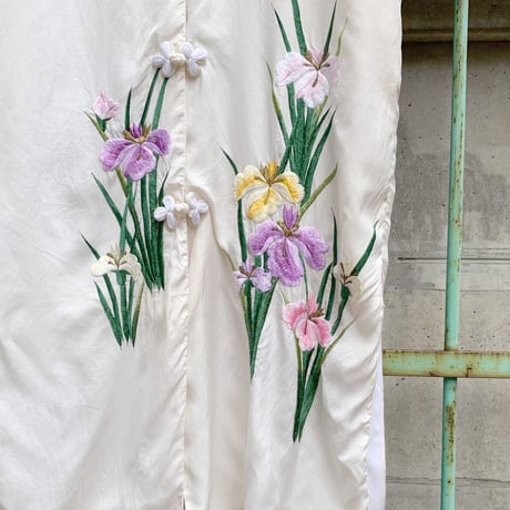 'Unisex' 80's～ "花" スーベニア 刺繍 ロング チャイナ ガウン SILK100% White