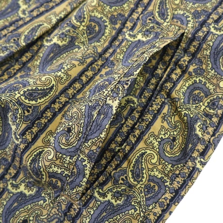 90’s OLD GAP "Paisley" Short Pants