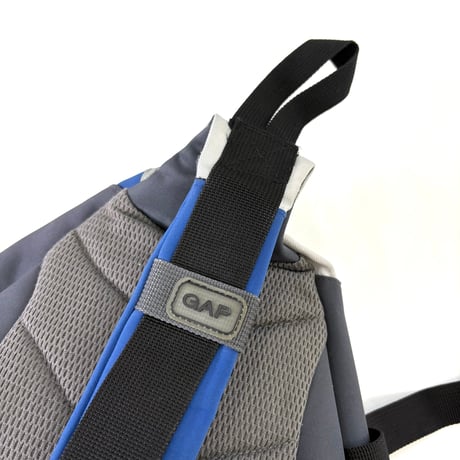 00's OLD GAP Sling Bag