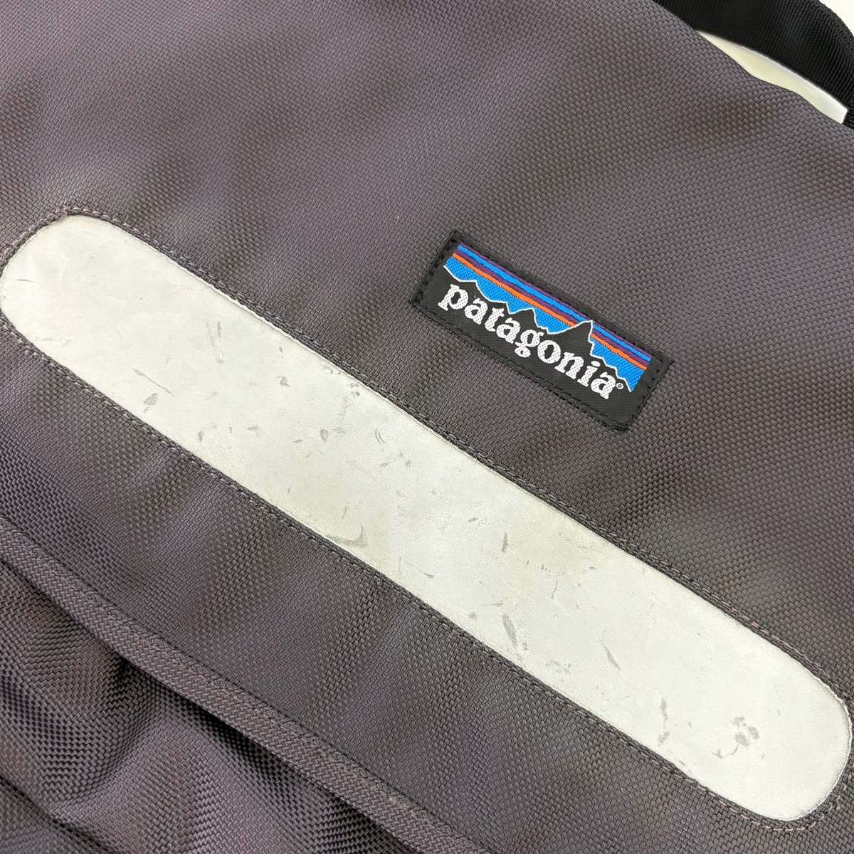 00's Patagonia Half Mass Bag 