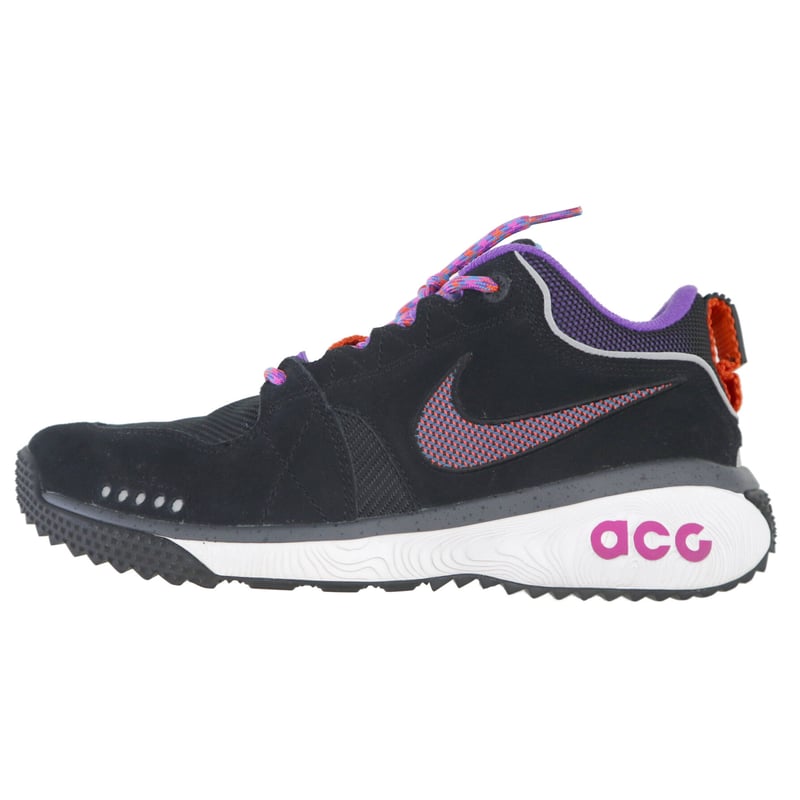 NIKE ACG