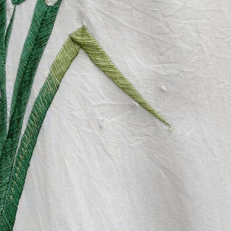 'Unisex' 80's～ "花" スーベニア 刺繍 ロング チャイナ ガウン SILK100% White