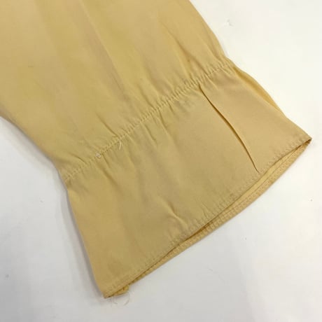 ～90's Natural Resources Frill Blouse