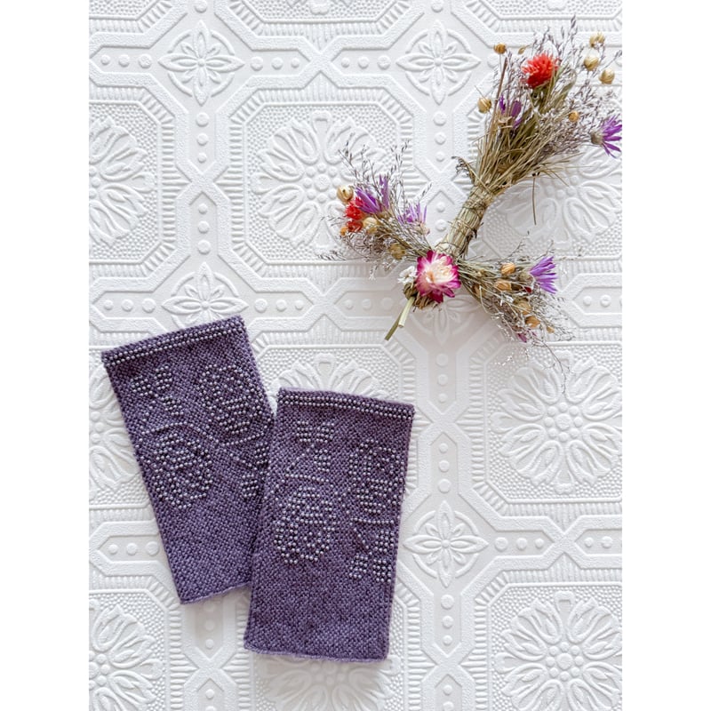 リトアニア＊リエシネス(リストウォーマー)Mauve | ちくちくバルト舎