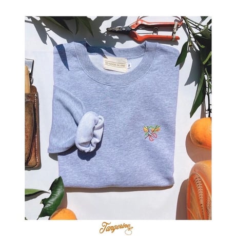 WE LOVE GRAY SWEAT !!