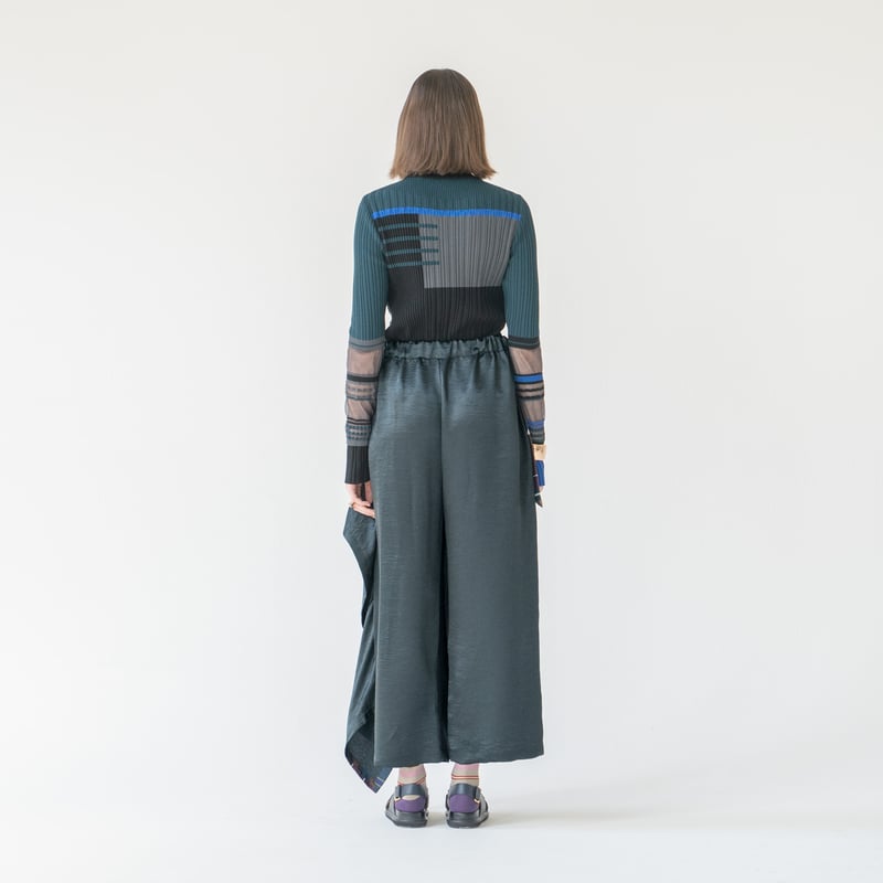 チャコット　ダークグリーン 長袖ドレープセットアップ チャコット ダークグリーン 長袖ドレープセットアップ Chacott