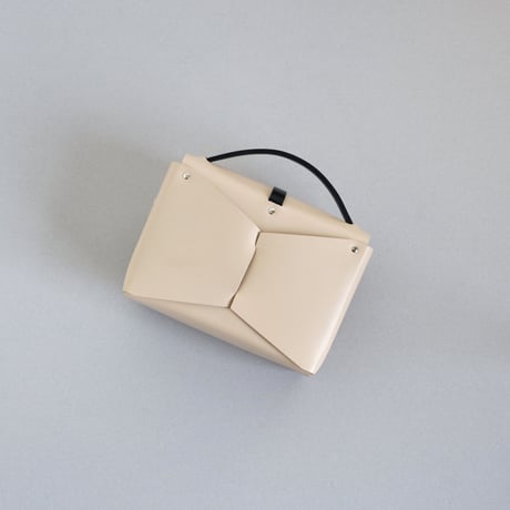 [ ori series]  折りボックスバッグ ミニ ＃ベージュｘ黒  / ori box bag mini  #beige x black