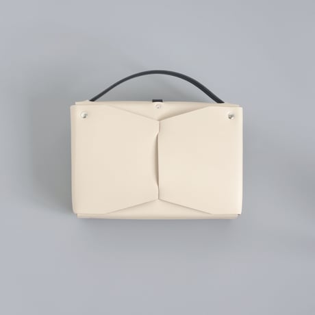 [ ori series]  折り ボックスバッグ スリム＃ベージュｘ 黒  / ori box bag slim  #beige x black