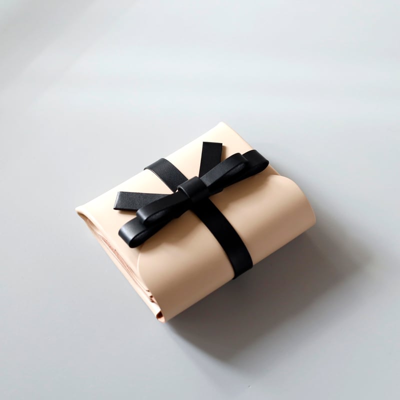 sou series] リボン ショートウォレット ベージュx黒/ ribbon shor