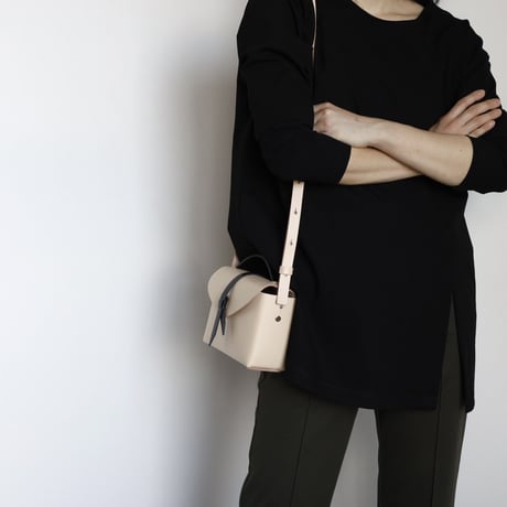 [ ori series]  折りボックスバッグ ミニ ＃ベージュｘ黒  / ori box bag mini  #beige x black