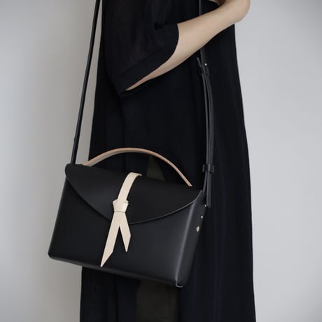[ ori series]  折り ボックスバッグ スリム＃黒ｘベージュ   / ori box bag slim  #black x beige