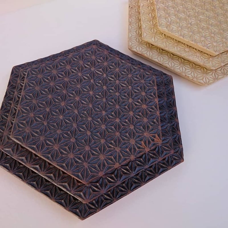 麻模様の陶板 M 六角形 | ここにだけしかない、かわいい陶器の