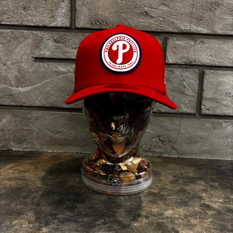 USA買付 NEW ERA Philadelphia Phillies Circle Patch 9SEVENTY Stretch-Snap Cap - Red   NEWERA-72
