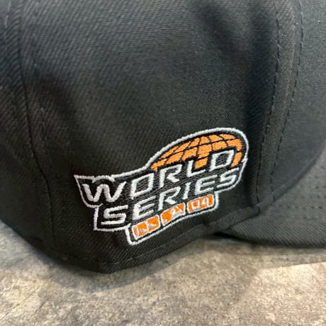 USA買付けNEWERA  REDSOX NEON world series  BLACK/ORENGE 7 2/159.6cm NEWERA-13