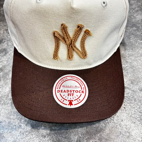 USA買付Mitchell & Ness Deadstock Fit New York Yankees Rope Logo Snapback Cap M-33