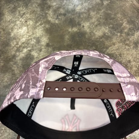USA買付    New York Yankees  Realtree Camo Brown Visor 9FORTY A-Frame Adjustable Cap　NEWERA -80