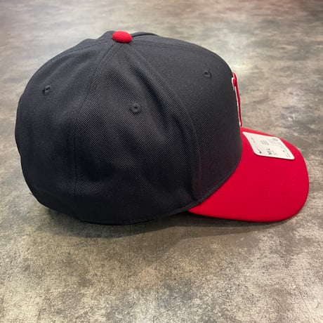 日本未発売モデル  NIKE× Boston Red Sox　TOW TONE NAVY/RED　NIKE PRO DEEP  カーブバイザー N-97