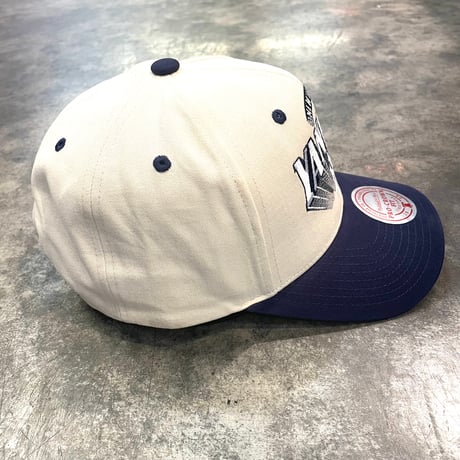 日本未発売モデル  Mitchell &Ness YANKEES collection カーブバイザー STONE/NAVY M-07