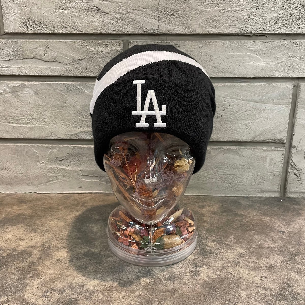 日本未発売モデル NIKE×LOSANGELS DODGERS SWOOSH PEAK CUF 日本未発売モデル NIKE×LOSANGELS DODGERS SWOOSH PEAK CUF