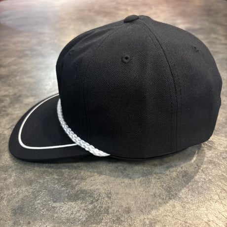 USA買付 RVCA Flight Snapback Hat - Black　US-49