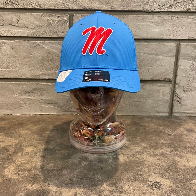 USA企画 Ole Miss Rebels Nike Club Adjustable Ha