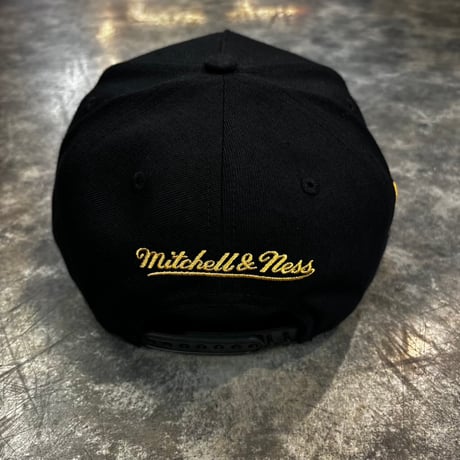 USA買付  LAFC Mitchell & Ness Playmaker Pro Pinch Snapback Hat - Black    M-30