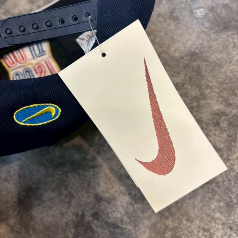 激レア 90s Nike JUST DO IT キャップ ネイビー 新品タグ付き NIKE ナイキ 90s キャップ 帽子 ロゴ刺繍 スウッシュ 白タグ 紺