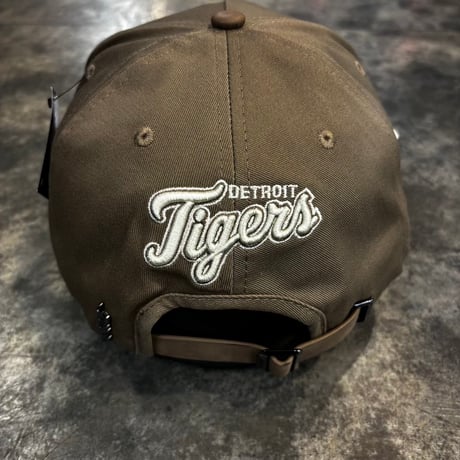 USA買付　Detroit Tigers 'Multicolor Logos' Pro Pinch Strapback USA-58