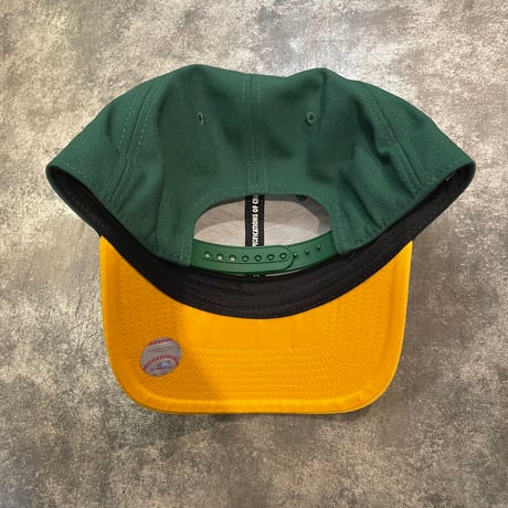 日本未発売モデル  NIKE× Oakland Athletics　TOW TONE GREEN/YELLOW　NIKE PRO DEEP  カーブバイザー N-69