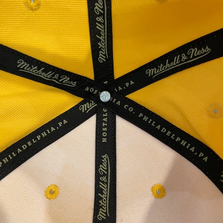 日本未発売モデル  Mitchell &Ness Los AngelesDodgers カーブバイザー YELLOW  M-11