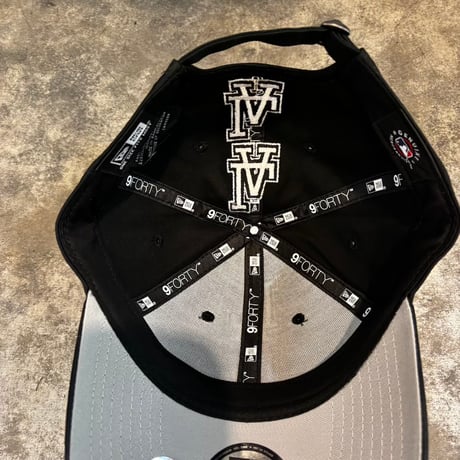 USA買付　New Era LA Multi Logo 9FORTY Cap - Black  NEWERA-70