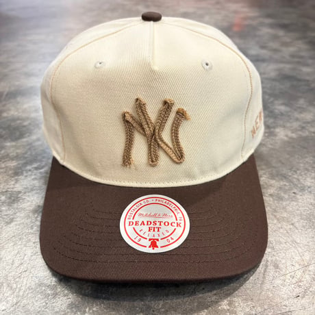 USA買付Mitchell & Ness Deadstock Fit New York Yankees Rope Logo Snapback Cap M-33