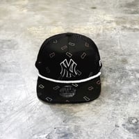 USA買付  NEW YORK YANKEES GUMMY GOLFER TRUCKER CAP BLACK　NEWERA -91