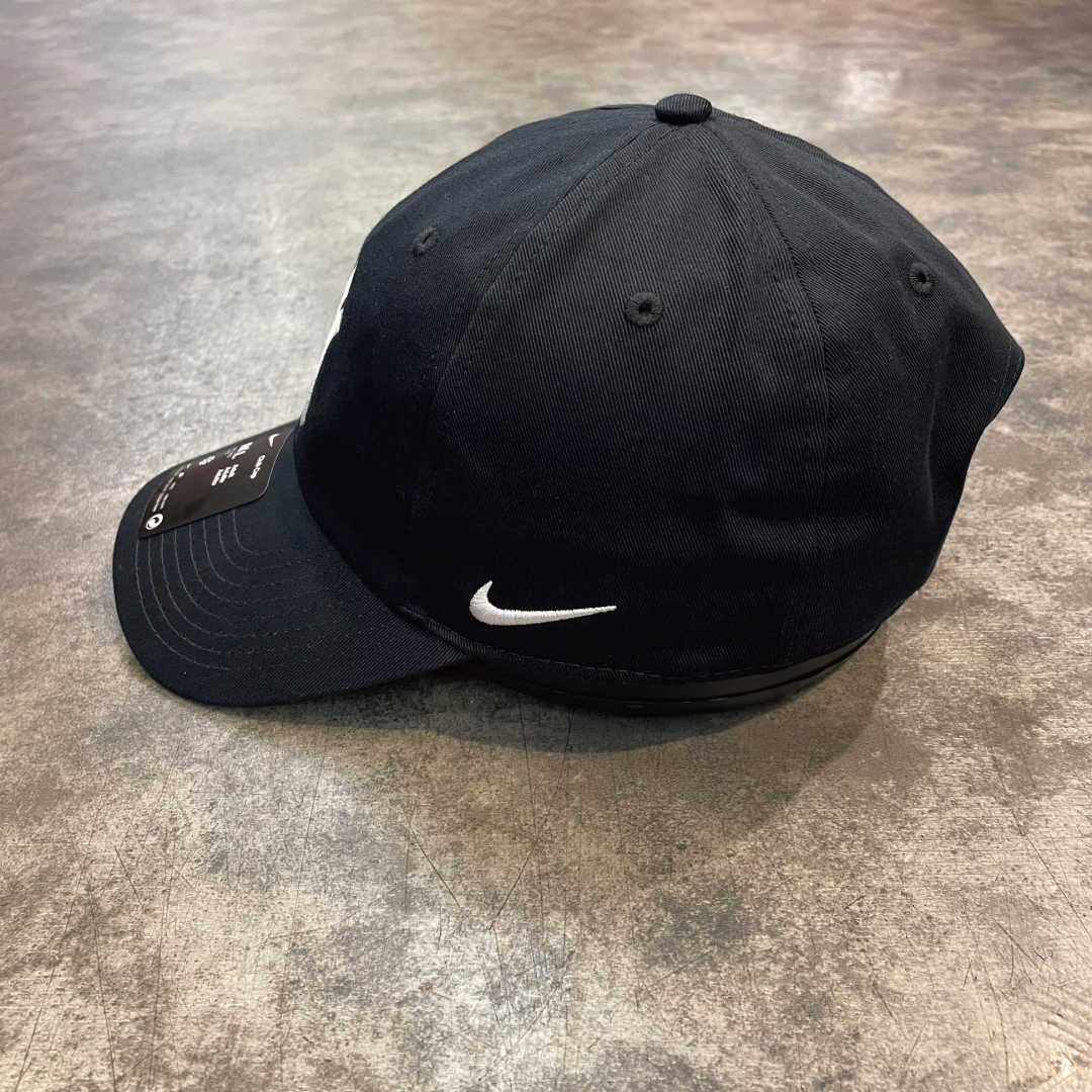 日本未発売モデル NIKE×NEW YORK YANKEES Club CAP カラー/BL 日本未発売モデル NIKE×NEW YORK YANKEES Club CAP カラー/BL