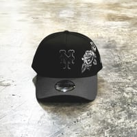 USA買付   New York Mets Black Rose Embroidery 9FORTY A-Frame Adjustable Cap Black/Grey　NEWERA -82