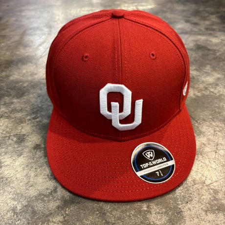 USA買付　Oklahoma Sooners Top of the World Team Color Fitted Hat - RED 7 2/1 (59.6cm)　US-23